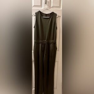 Women’s Sleeveless Drawstring Waist Size 1X Jumper